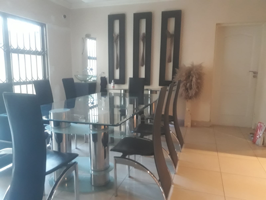 4 Bedroom Property for Sale in Zinniaville North West